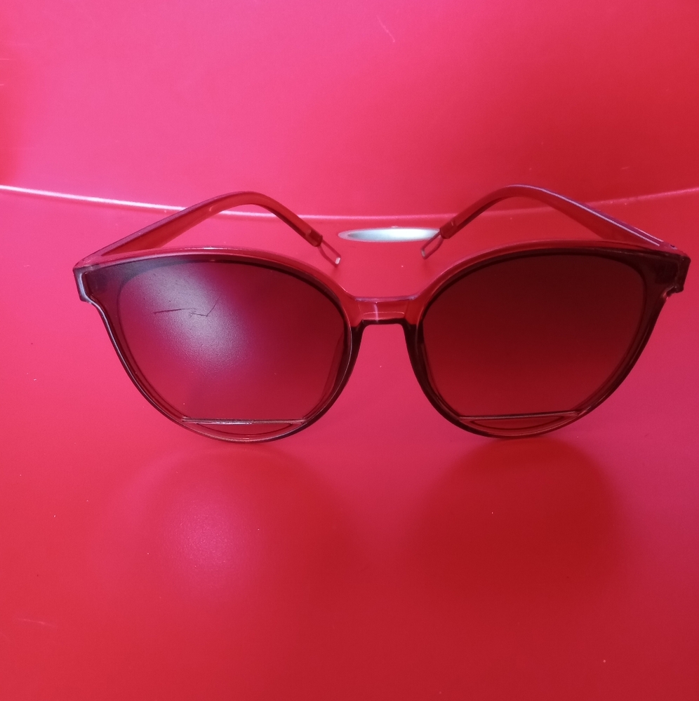Eye wear